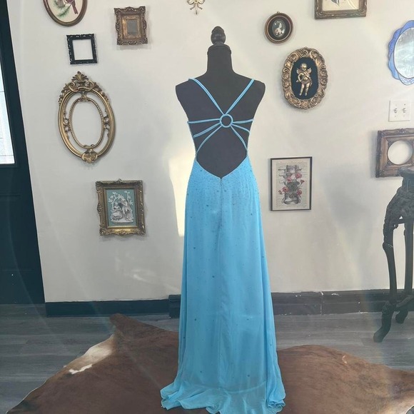 y2k Vintage Beaded Sky Blue Formal Gown with Open Back - Picture 5 of 6